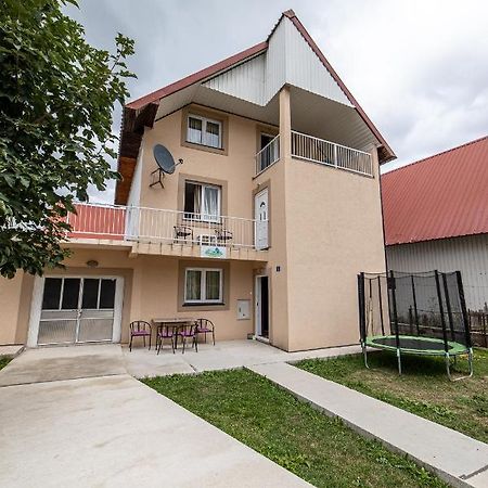 Snam Rooms&Apartment Žabljak Екстериор снимка
