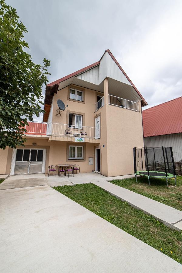 Snam Rooms&Apartment Žabljak Екстериор снимка