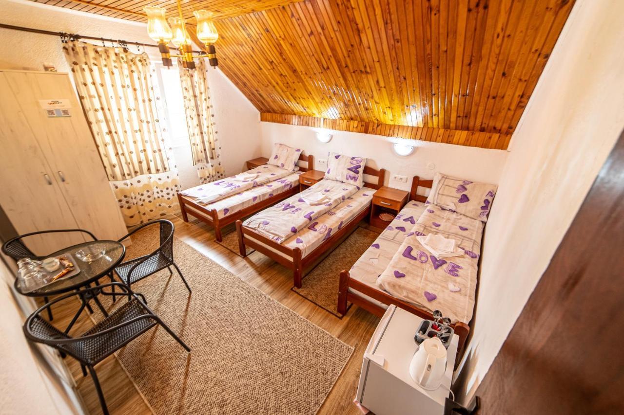 Snam Rooms&Apartment Žabljak Екстериор снимка