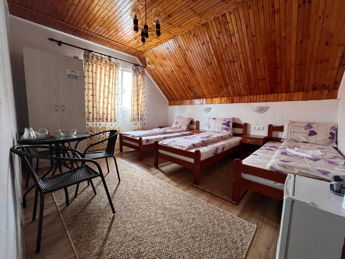 Snam Rooms&Apartment Žabljak Екстериор снимка