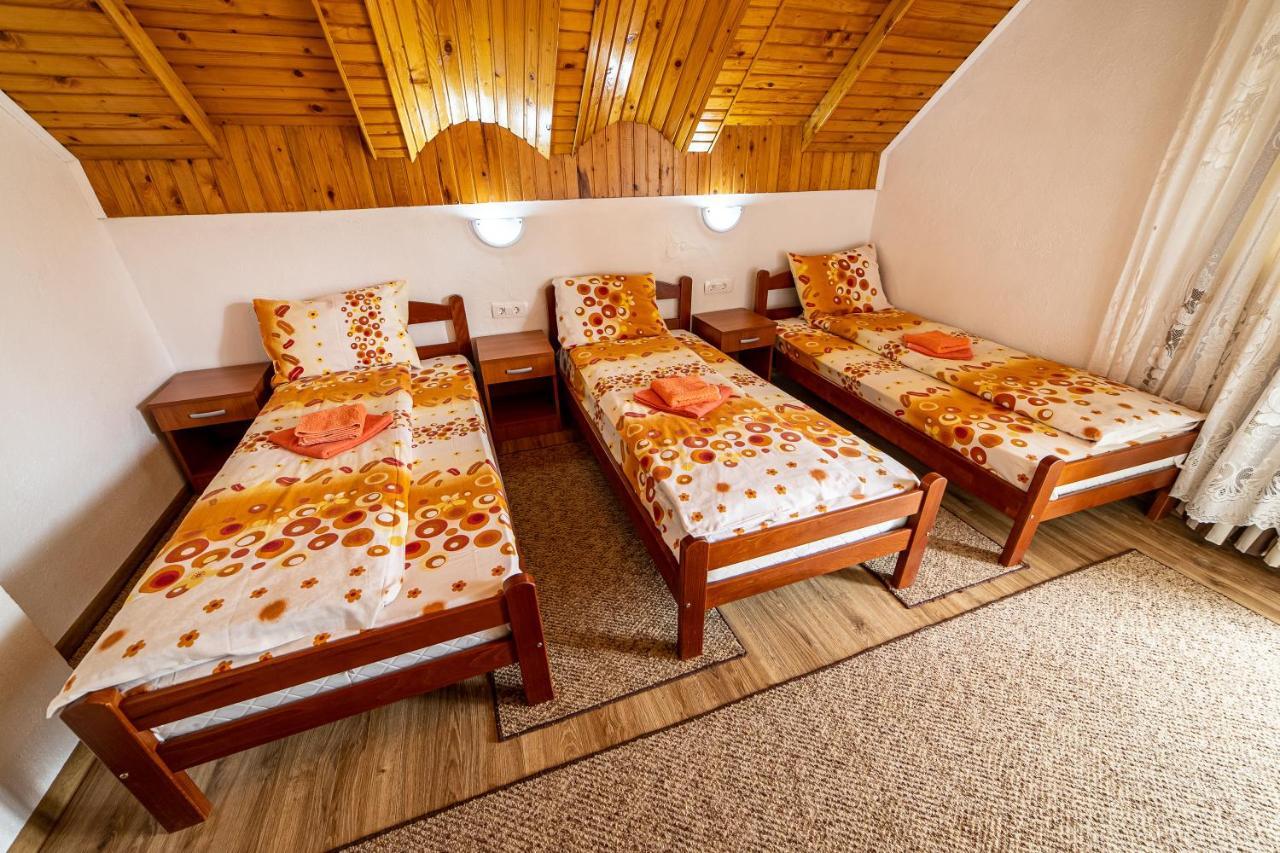 Snam Rooms&Apartment Žabljak Екстериор снимка