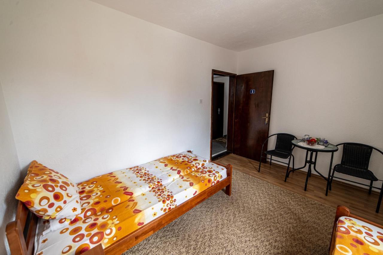 Snam Rooms&Apartment Žabljak Екстериор снимка