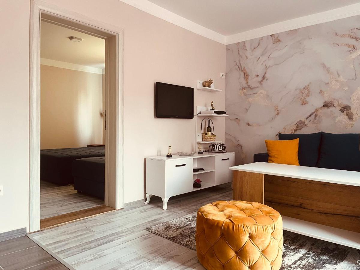 Snam Rooms&Apartment Žabljak Екстериор снимка