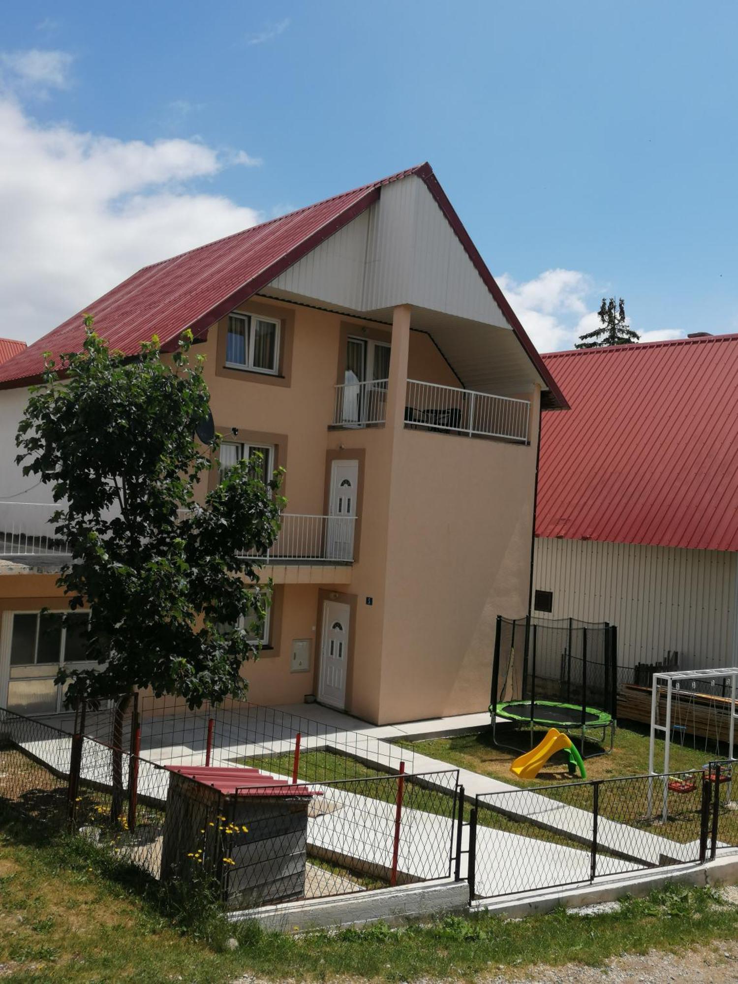 Snam Rooms&Apartment Žabljak Екстериор снимка